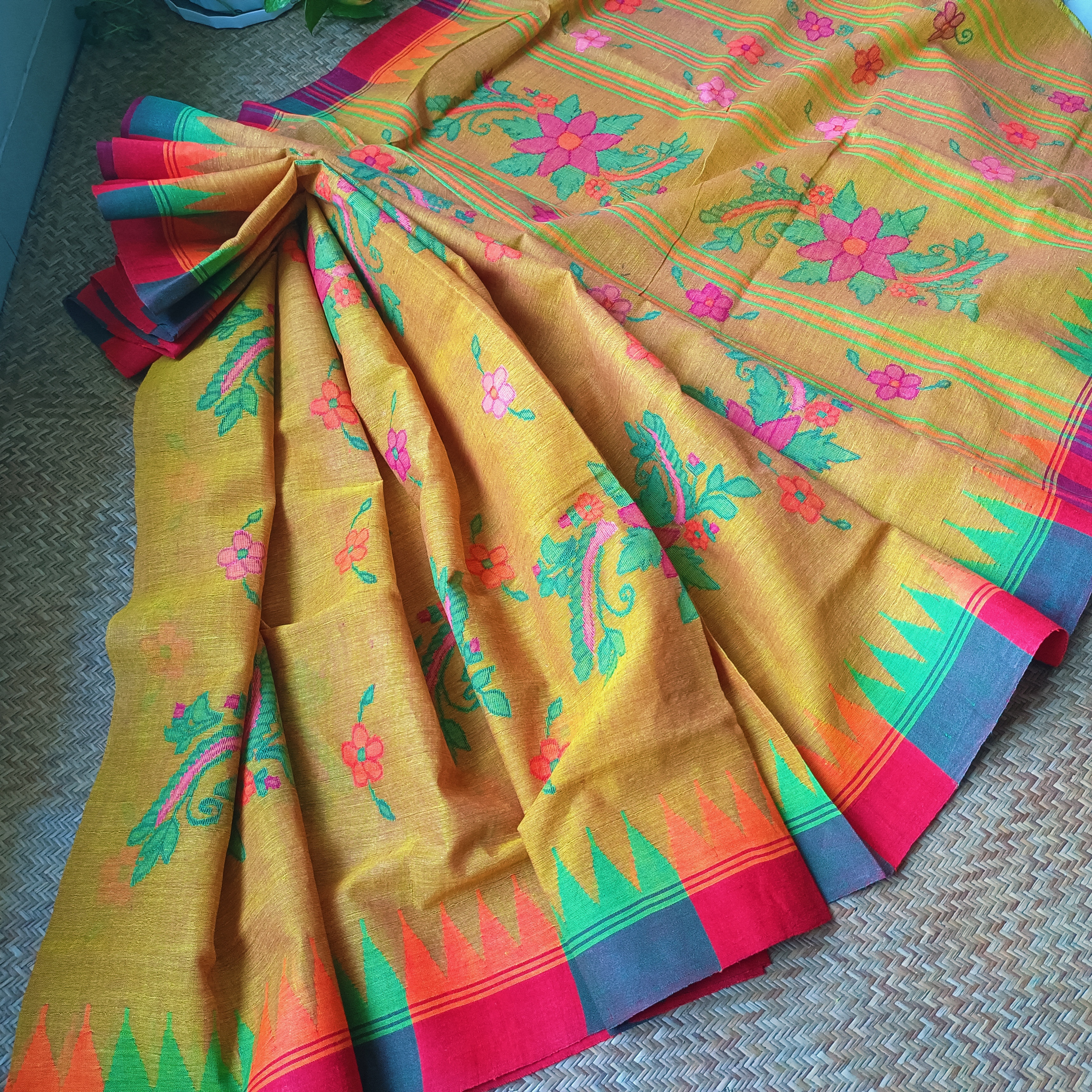 Monipuri Saree