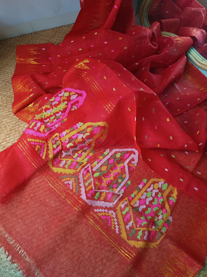 Monipuri Saree: Signatue